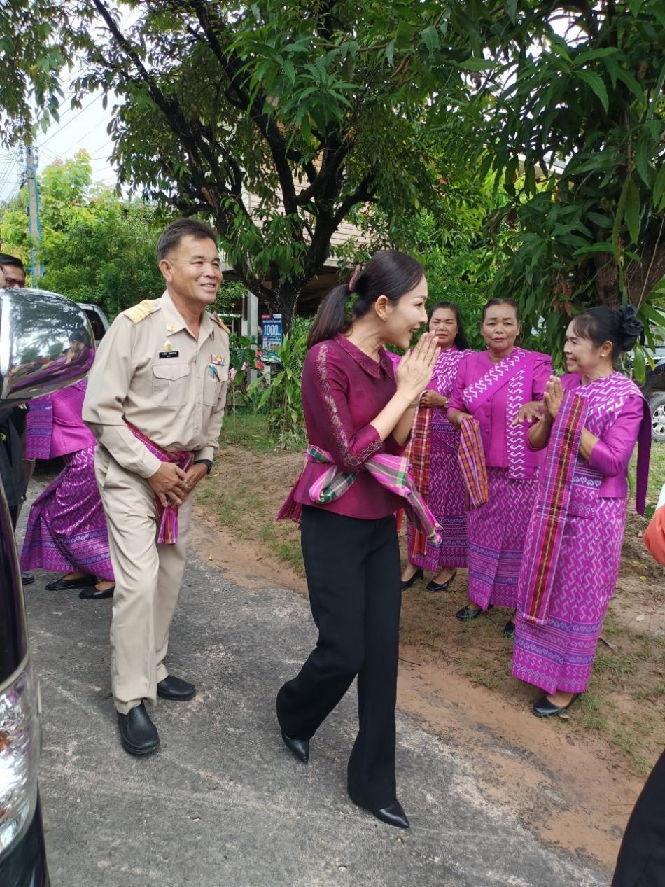 มอบบ้านผู้ประสบปัญหาด้านที่อยู่อาศัย/ผู้ด้อยโอกาส ตามโครงการปรับสภาพแวดล้อมที่อยู่อาศัย ประจำปี 2566  ในพื้นที่ ตำบลโพธิ์สัย อ.ศรีสมเด็จ จังหวัดร้อยเอ็ด
